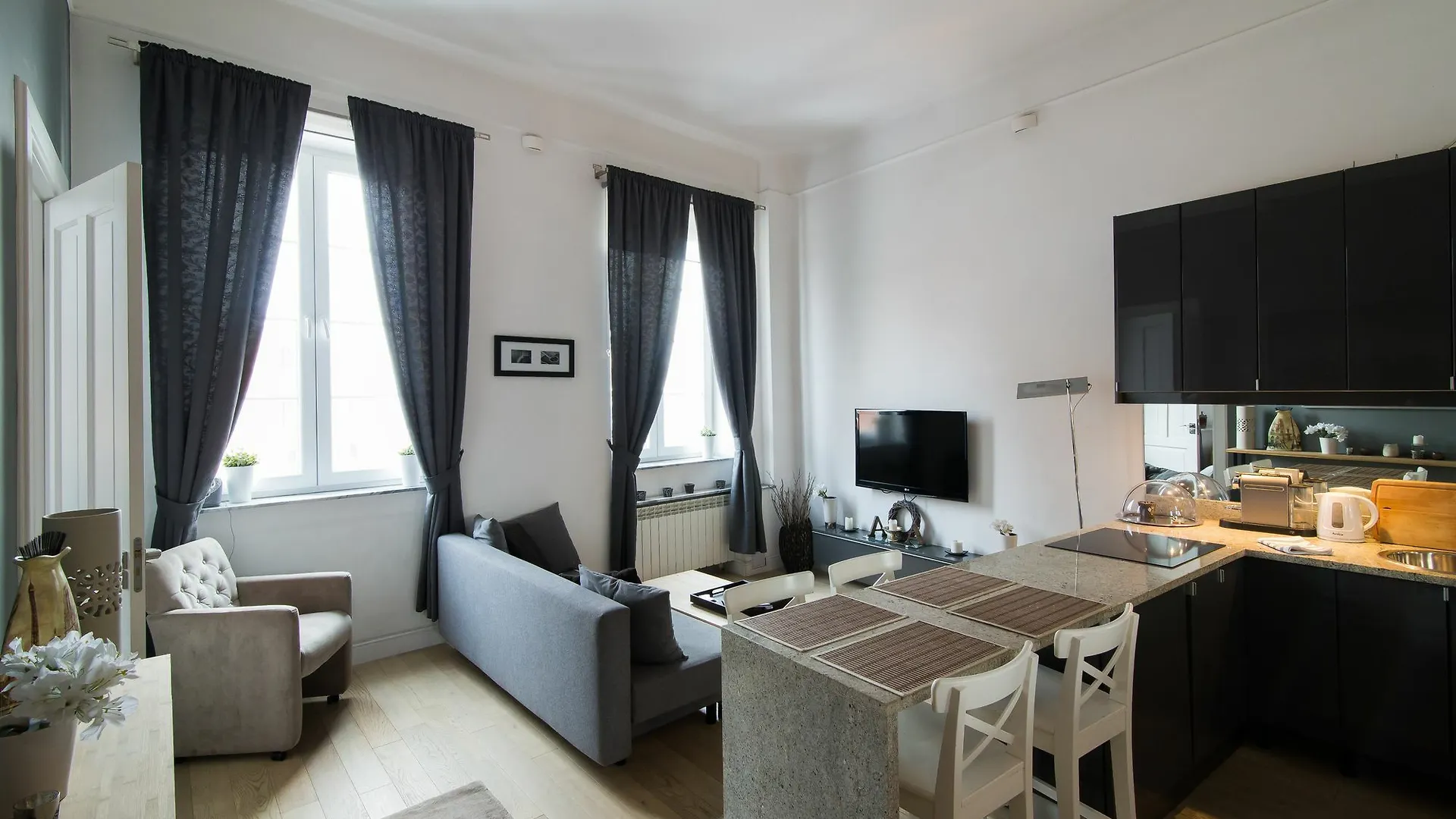 Zamkowy Apartment Old Town Warsaw Poland